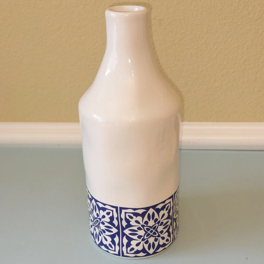 Blue White Floral Vase Geometric Square Tile Design 7.75